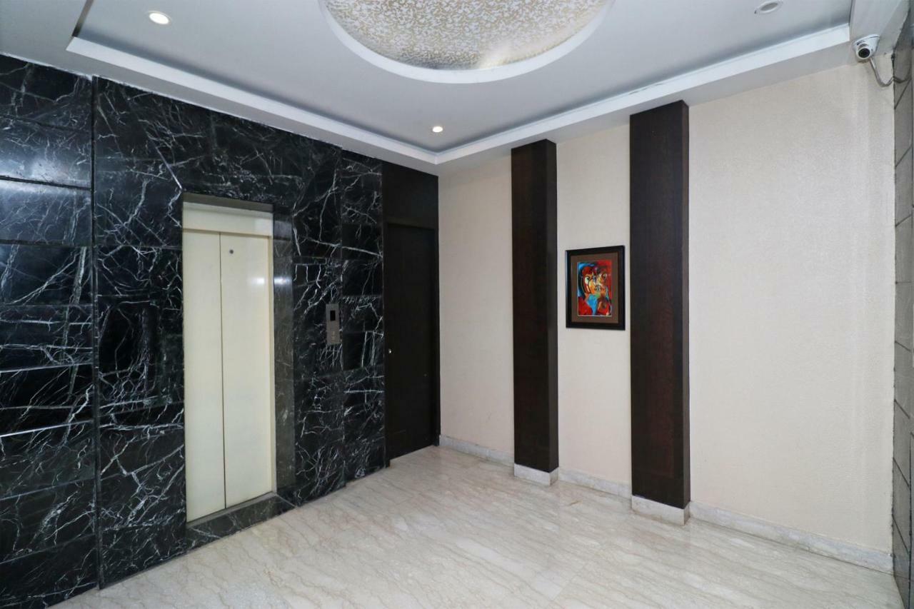 Oyo 5843 Hotel Yash Inn Mirzāpur Kültér fotó